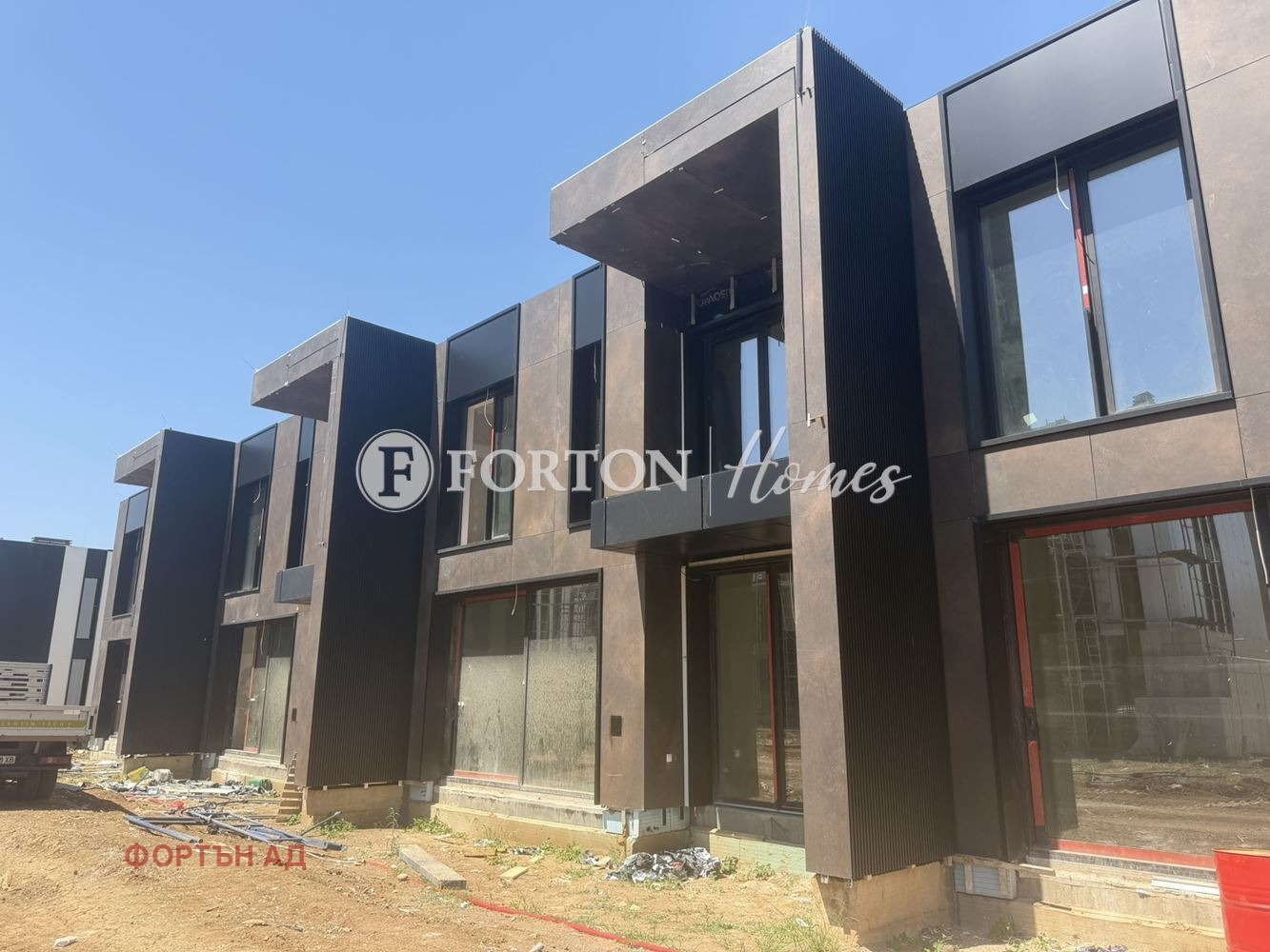 Продава КЪЩА, гр. София, м-т Камбаните, снимка 2 - Къщи - 55726628