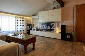 3+ slaapkamer Vazrazjdane, Burgas