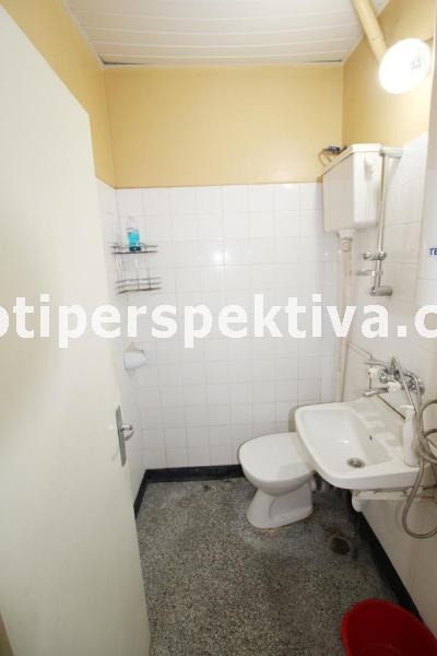 Продава 2-СТАЕН, гр. Пловдив, Кършияка, снимка 6 - Апартаменти - 56118302