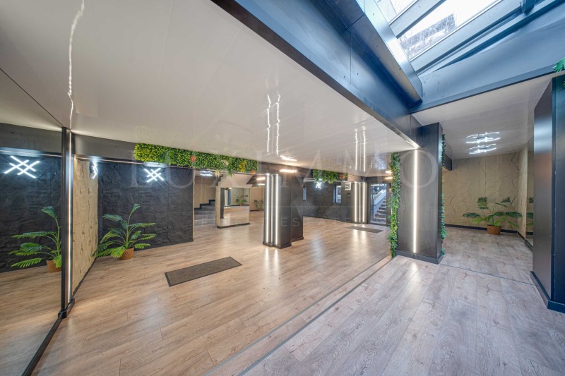 Продава МНОГОСТАЕН, гр. София, Лозенец