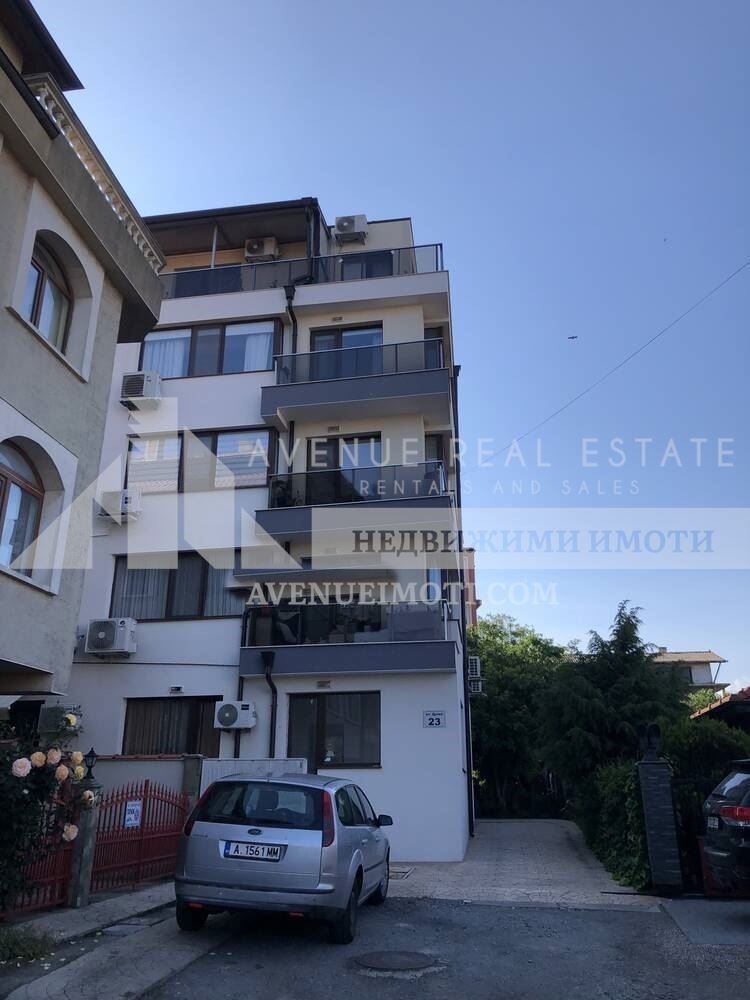 Te koop  Zolder Burgas , Sarafovo , 33 m² | 68948505