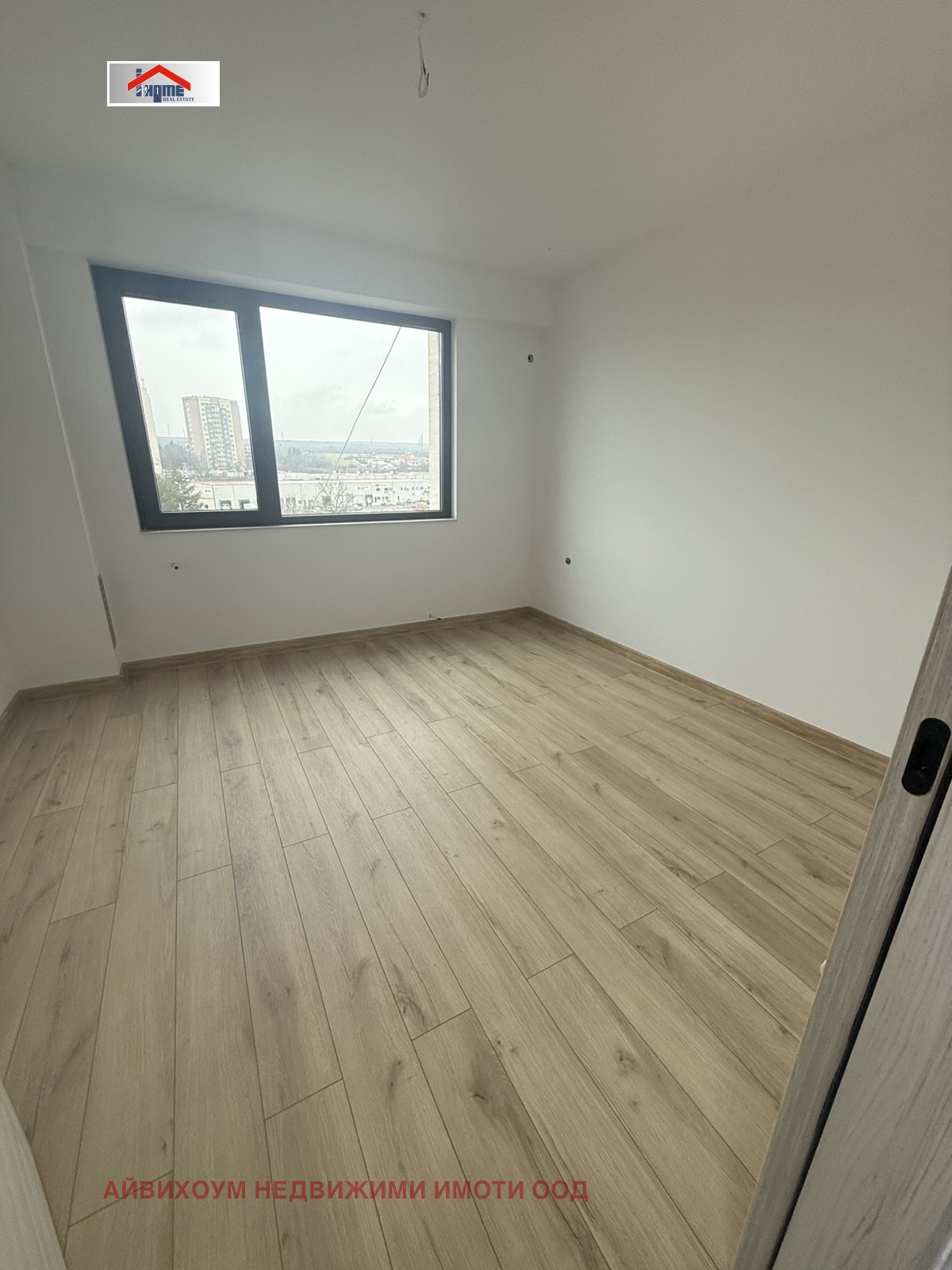 Продава 3-СТАЕН, гр. Плевен, Сторгозия, снимка 2 - Апартаменти - 53961415