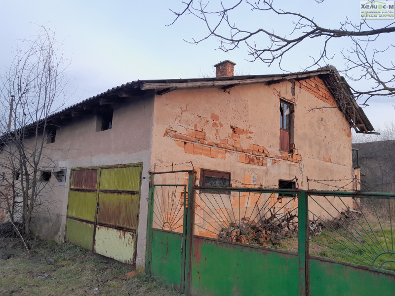Продава КЪЩА в област Монтана, с. Доктор Йосифово - 300 кв.м / 9 000 € » 17 602.47 лв., ХЕЛИОС-М