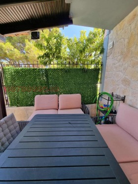 ЕТАЖ ОТ КЪЩА, 65 m2