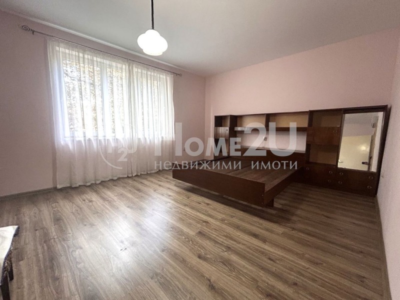 Na sprzedaż  1 sypialnia Pernik , Twardi liwadi , 63 mkw | 92486209