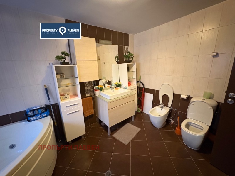 Продава 3-СТАЕН, гр. Плевен, Широк център, снимка 11 - Апартаменти - 53074973