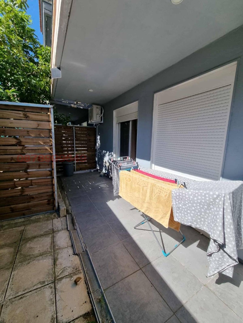 Продава ЕТАЖ ОТ КЪЩА, Извън страната, област Извън страната, снимка 14 - Етаж от къща - 53097799