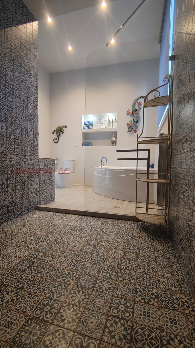 Продава  Къща област Кърджали , с. Правдолюб , 1115 кв.м | 35685674 - изображение [14]