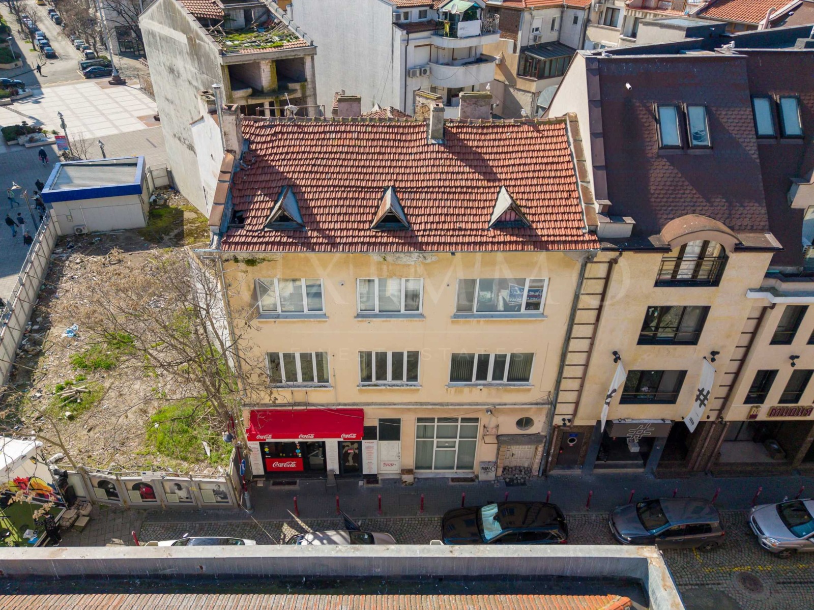 Продава КЪЩА, гр. Бургас, Център, снимка 2 - Къщи - 54120242