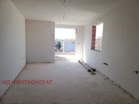 Продажба на четеристайни апартаменти в град Пловдив — страница 2 - изображение 5 