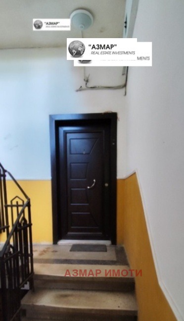 Продава ЕТАЖ ОТ КЪЩА, гр. София, Център, снимка 2 - Етаж от къща - 53730719