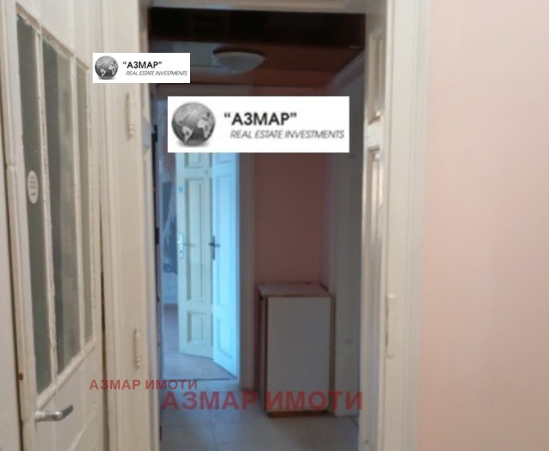 Продава 4-СТАЕН, гр. София, Център, снимка 2 - Апартаменти - 52876912