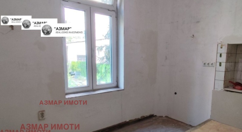 Продава 4-СТАЕН, гр. София, Център, снимка 3 - Апартаменти - 52876912