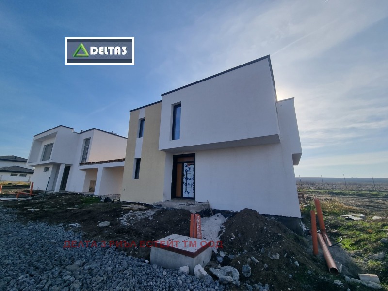 Продава  Къща, област София, с. Гурмазово •  316 264 EUR • ID 99190808 — holmes.bg - [1] 