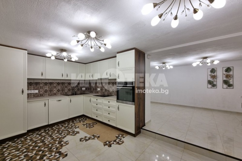 Na prodej  Dům Sofia , Oborište , 264 m2 | 81036098 - obraz [4]