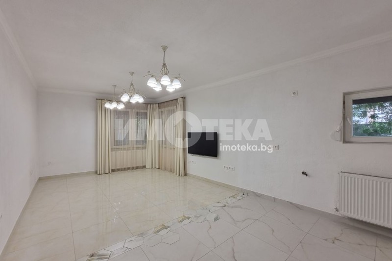 Na prodej  Dům Sofia , Oborište , 264 m2 | 81036098 - obraz [15]