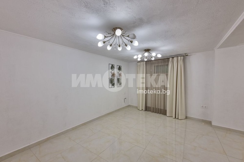 Na prodej  Dům Sofia , Oborište , 264 m2 | 81036098 - obraz [10]