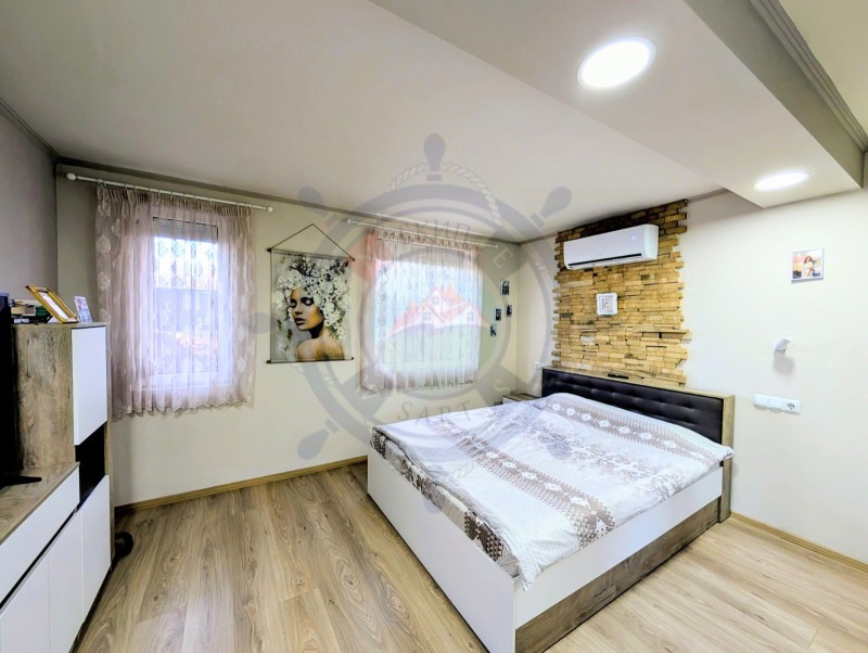 Продава КЪЩА, гр. Варна, с. Звездица, снимка 11 - Къщи - 52811865