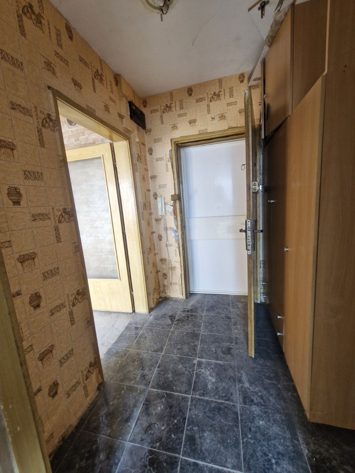 Продава 1-СТАЕН, гр. Варна, Възраждане 3, снимка 4 - Апартаменти - 54252310