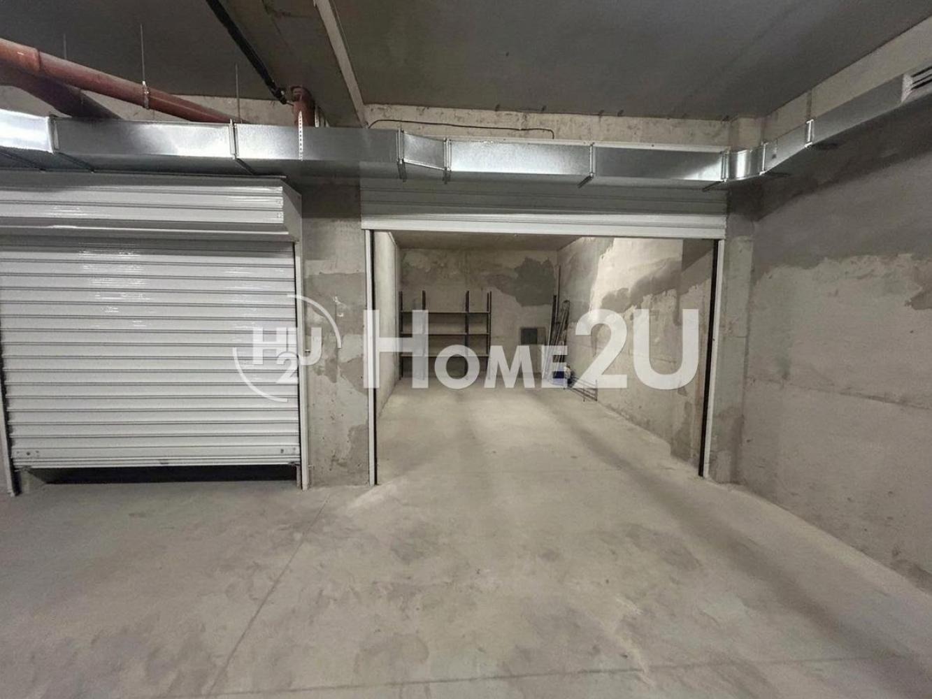 Продава ГАРАЖ, ПАРКОМЯСТО, гр. Варна, Гранд Мол