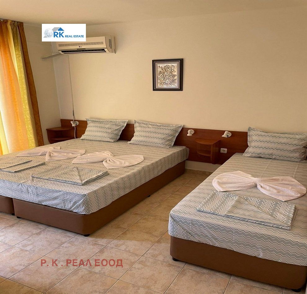 Продава ХОТЕЛ, гр. Приморско, област Бургас