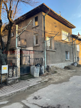 Casa Dupnitsa, regione Kjustendil 1