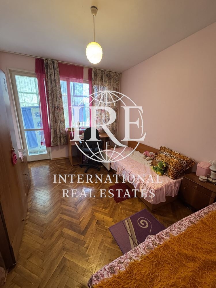 Продава 3-СТАЕН, гр. Варна, Лятно кино Тракия, снимка 2 - Апартаменти - 53368441