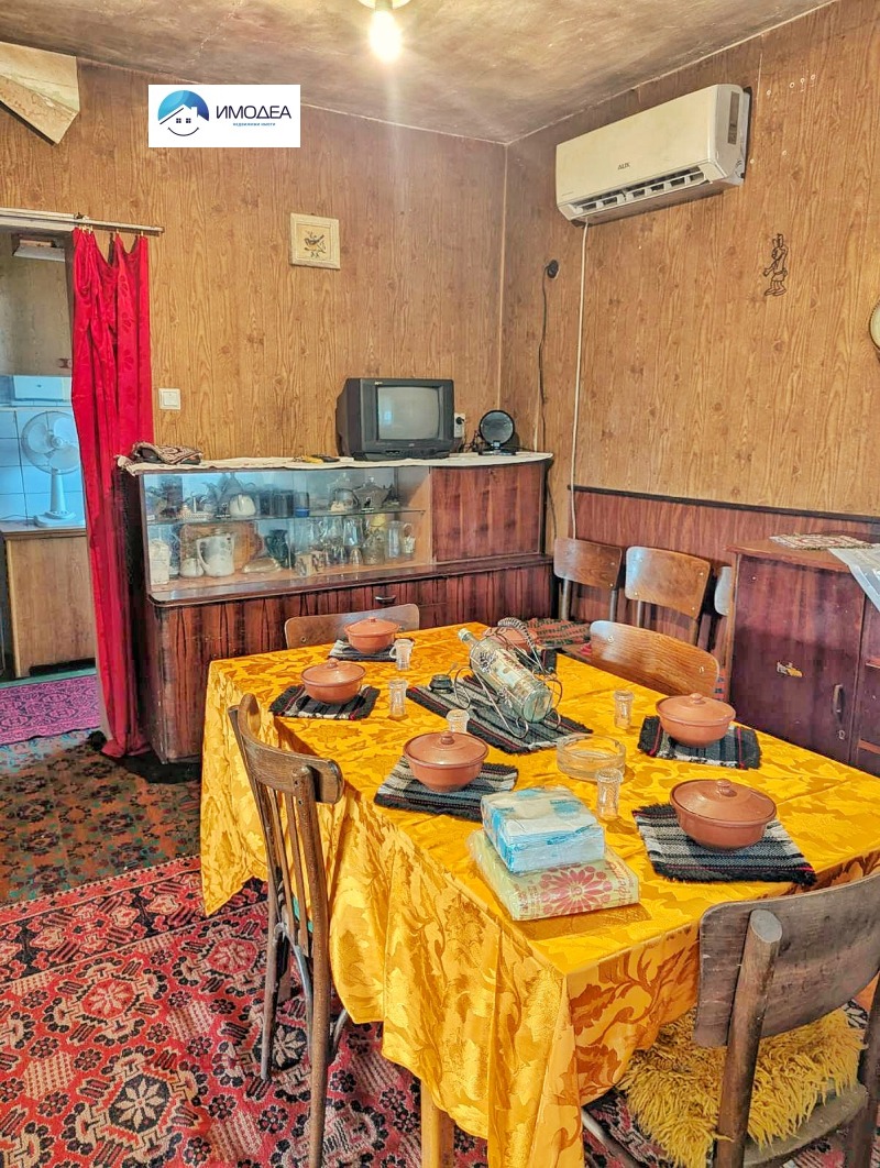 Продава ЕТАЖ ОТ КЪЩА, гр. Дряново, област Габрово, снимка 6 - Етаж от къща - 52414749