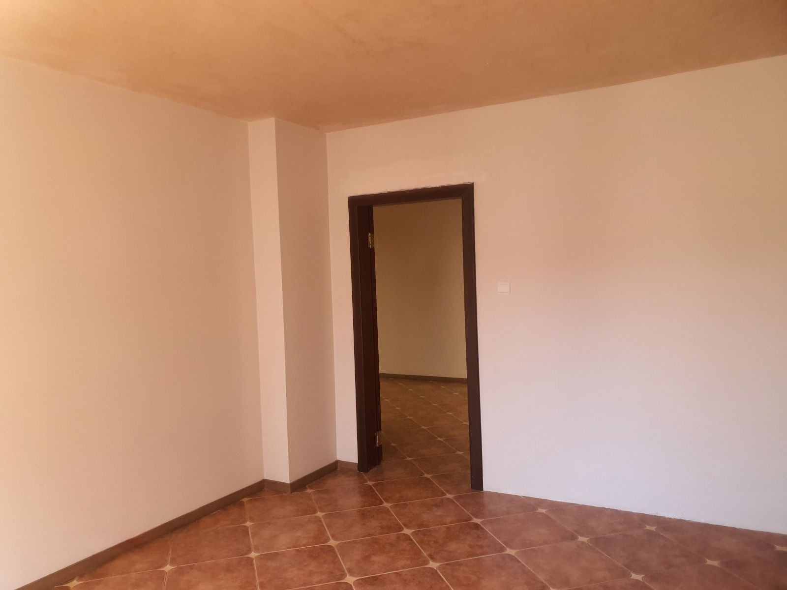 Продава 2-СТАЕН, гр. Плевен, Идеален център, снимка 3 - Апартаменти - 55587420
