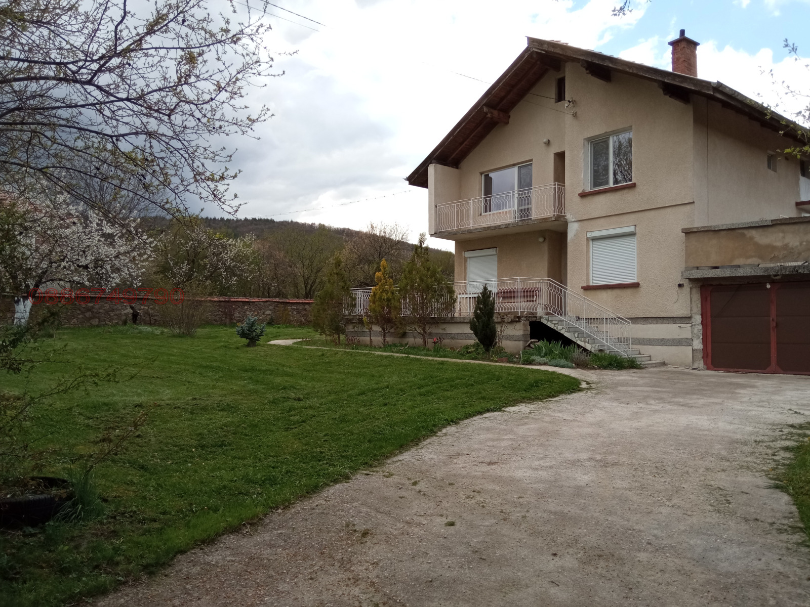 Продава КЪЩА, с. Боерица, област София област