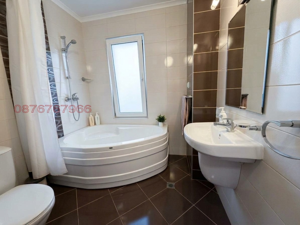 Продава КЪЩА, гр. Бургас, Сарафово, снимка 10 - Къщи - 56444012