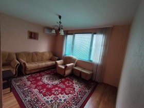 1 chambre Tri tchoutchoura - tsentar, Stara Zagora 9