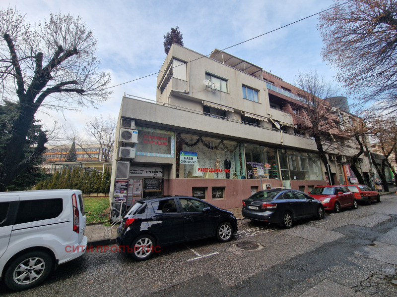 Eladó  Üzlet Blagoevgrad , Idealen centar , 100 négyzetméter | 40088289