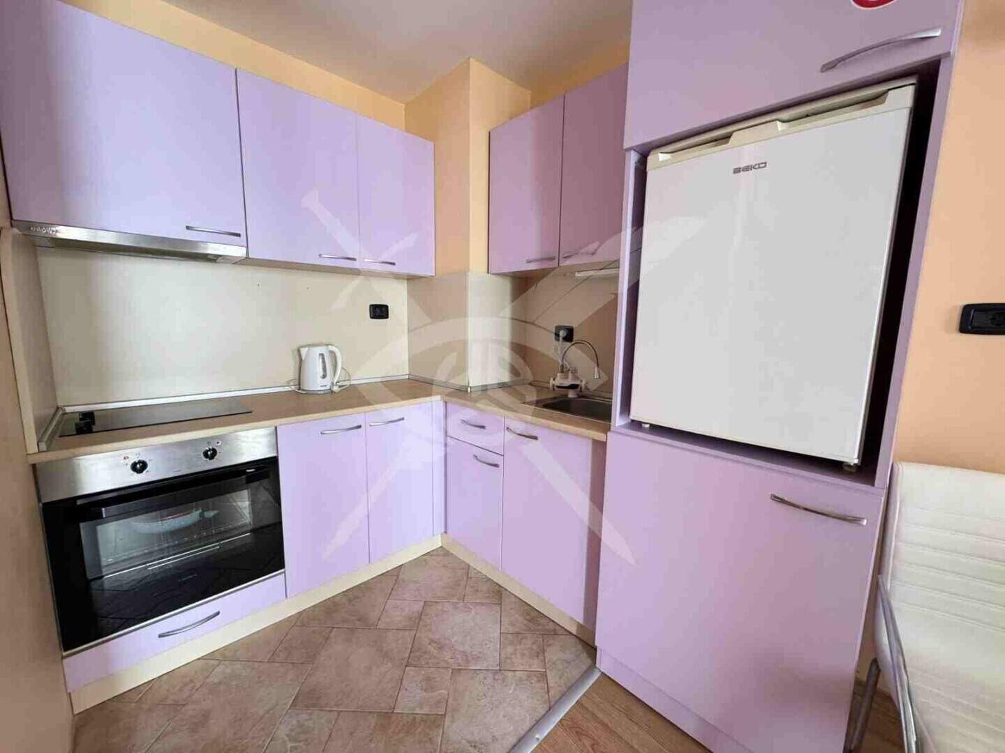 Продава 2-СТАЕН, гр. Свети Влас, област Бургас
