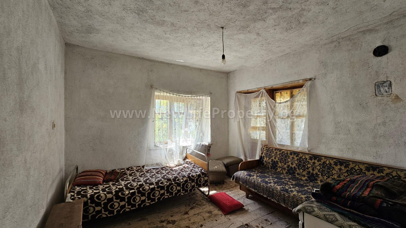 Продава КЪЩА, с. Давидково, област Смолян, снимка 2 - Къщи - 56020612