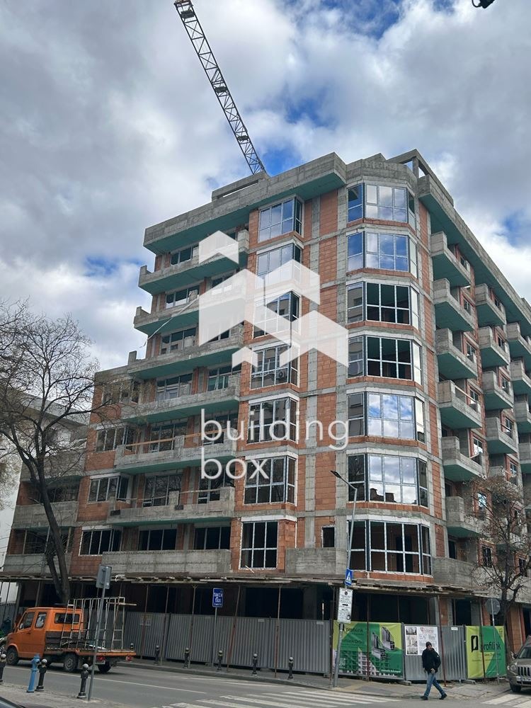 Продава 3-СТАЕН, гр. Пловдив, Център