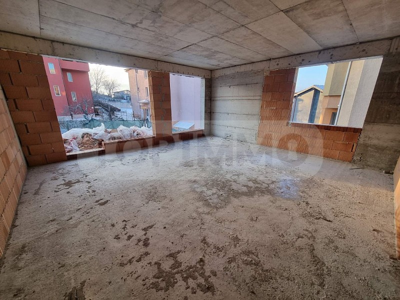 Продава 4-СТАЕН, гр. Варна, Изгрев, снимка 4 - Апартаменти - 49465371