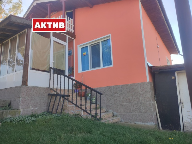 Продава  Къща град Търговище , Бряг , 80 кв.м | 71468904 - изображение [2]