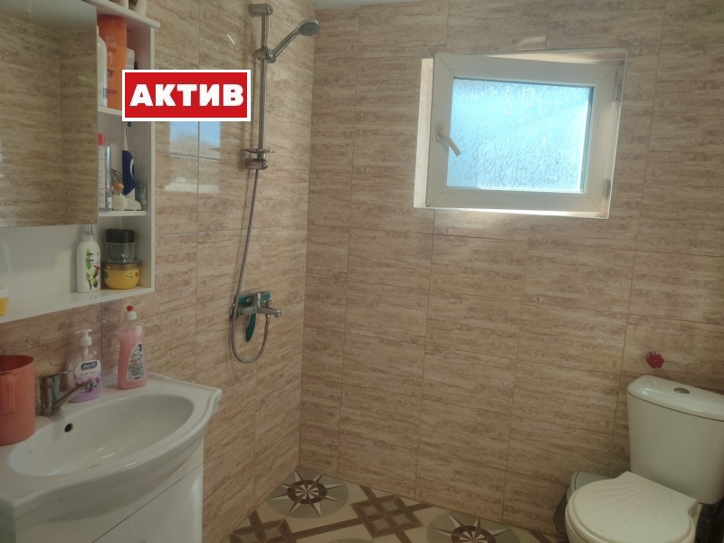 Продава  Къща град Търговище , Бряг , 80 кв.м | 71468904 - изображение [17]