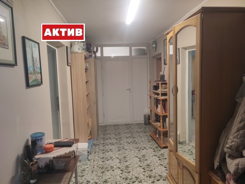 Продава  Къща град Търговище , Бряг , 80 кв.м | 71468904 - изображение [6]