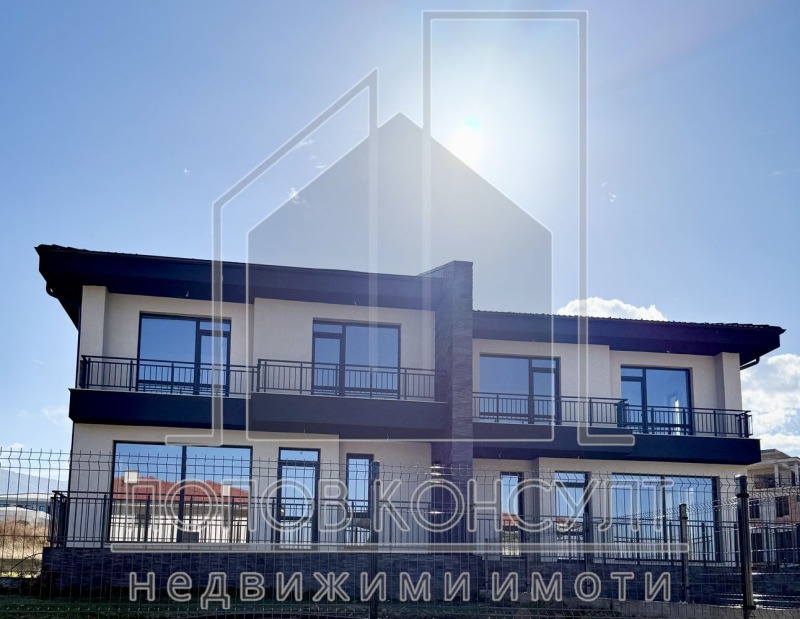 Продава КЪЩА, с. Белащица, област Пловдив, снимка 2 - Къщи - 52284842