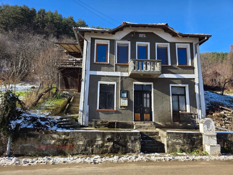 Продава КЪЩА, с. Черни Осъм, област Ловеч