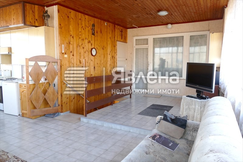 Продава КЪЩА, с. Извор, област София област, снимка 15 - Къщи - 55535071