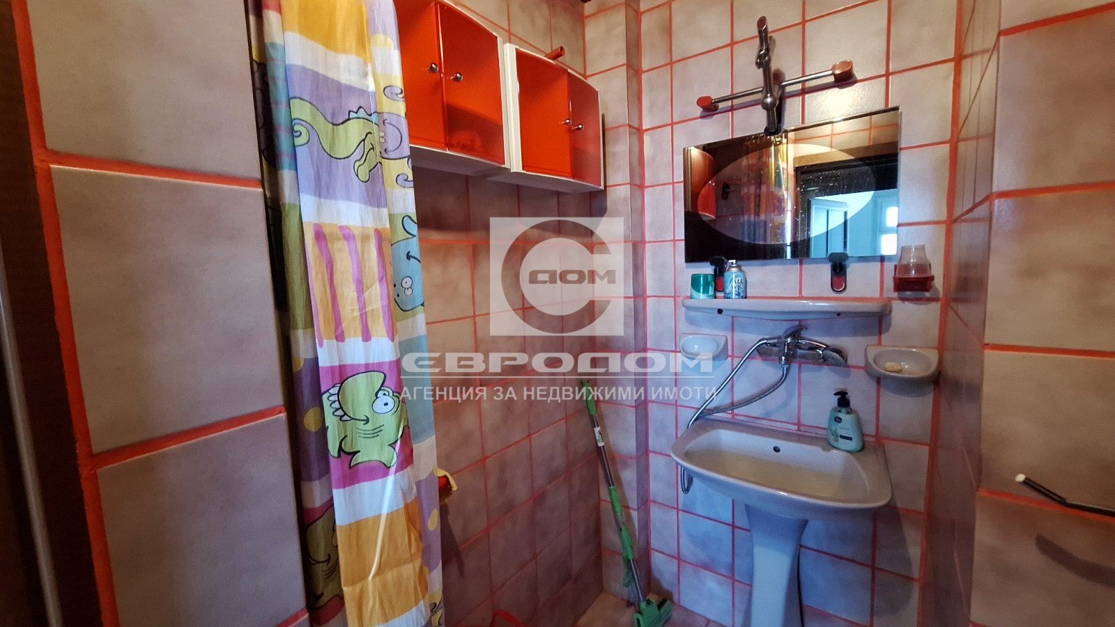 Продава 4-СТАЕН, гр. Казанлък, област Стара Загора, снимка 8 - Апартаменти - 54412118