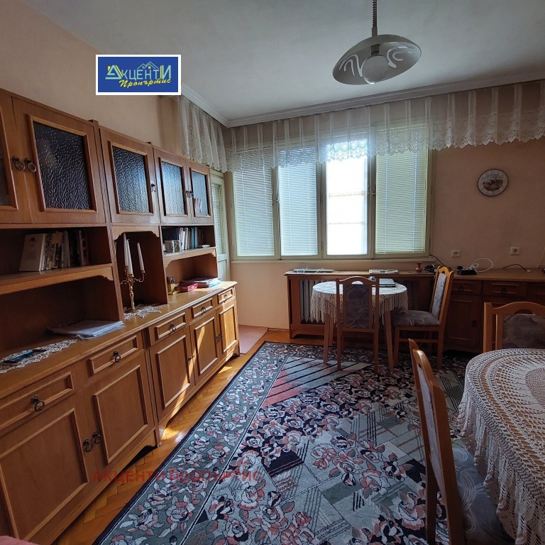 For Sale  3+ bedroom Veliko Tarnovo , Tsentar , 108 sq.m | 14592778 - image [2]