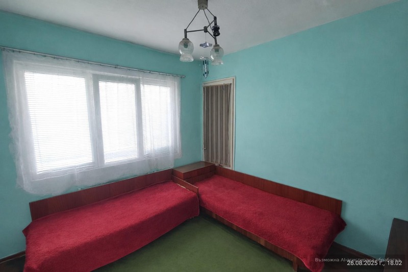 Продава ЕТАЖ ОТ КЪЩА, гр. Първомай, област Пловдив, снимка 6 - Етаж от къща - 53086923