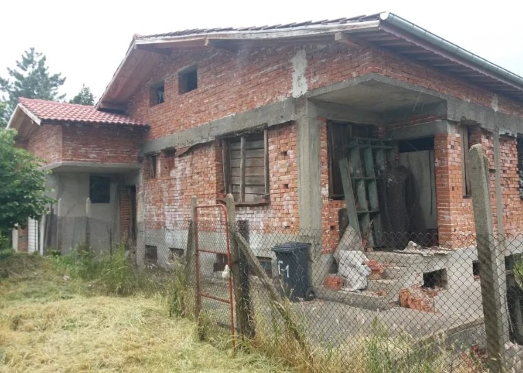 Продава КЪЩА, с. Николово, област Русе, снимка 2 - Къщи - 54421341