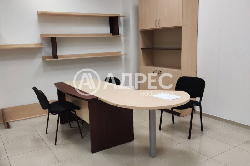 Продава  Магазин град Пловдив , Център , 38 кв.м | 64322451 - изображение [2]