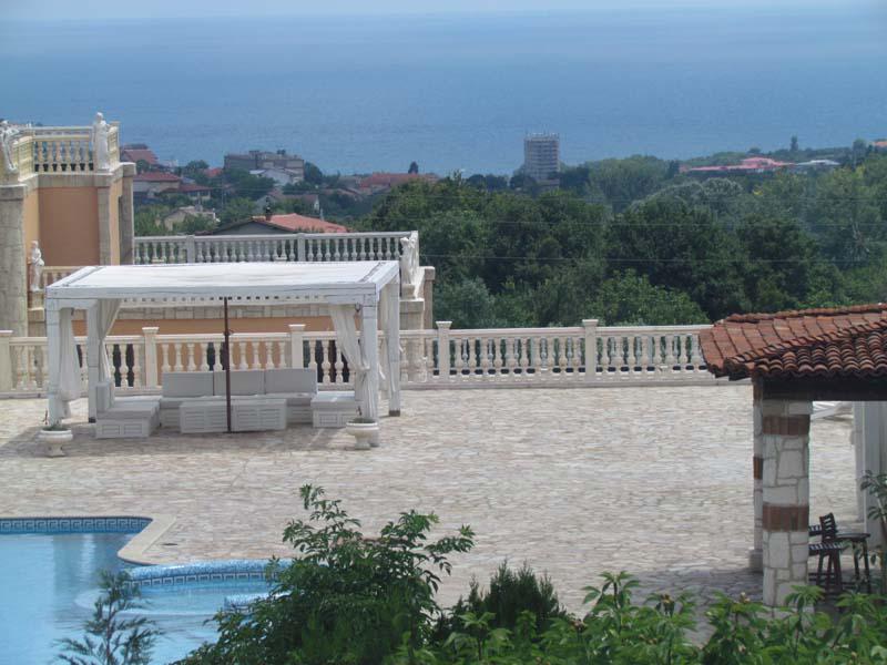 Продава  Хотел град Варна , Виница , ТОП ЛОКАЦИЯ, 3620 кв.м | 35022363 - изображение [3]