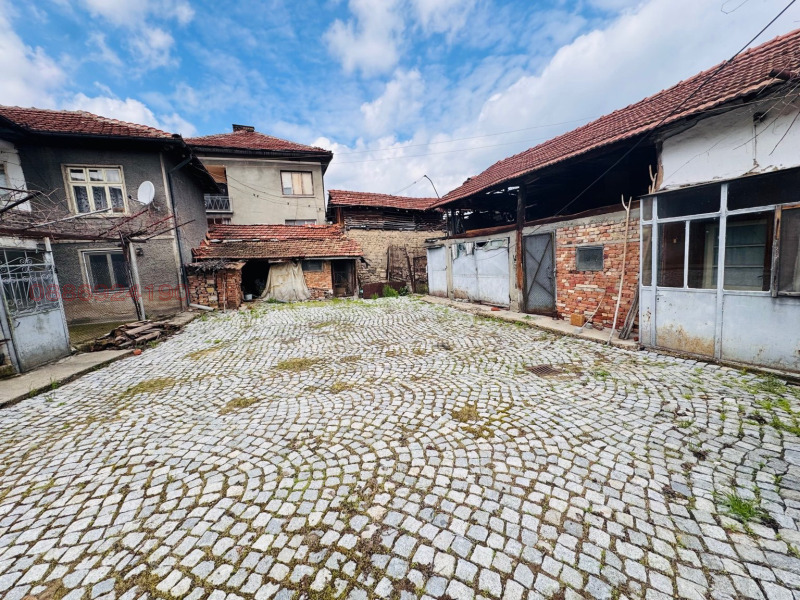 Продава КЪЩА, гр. Бяла, област Русе, снимка 9 - Къщи - 52575827